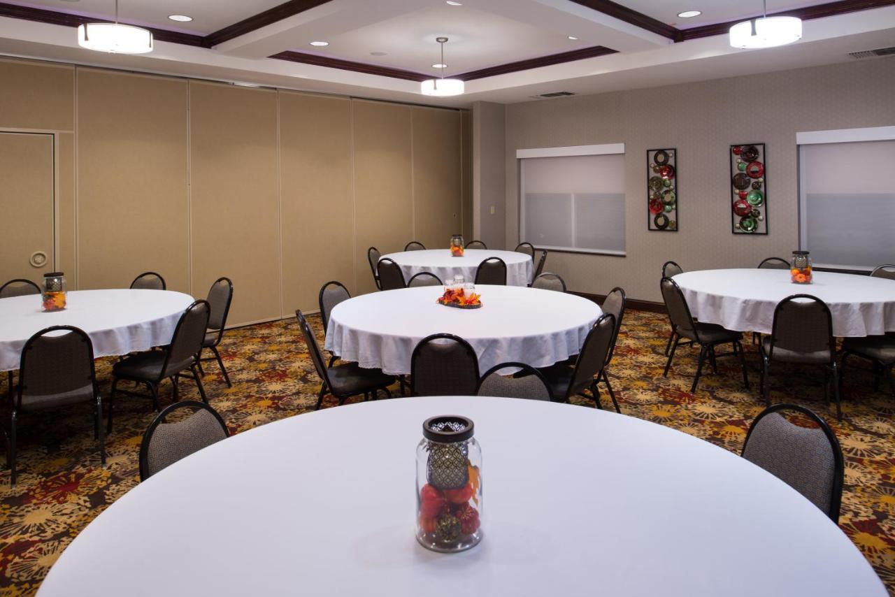 Holiday Inn Express & Suites Pittsburg By Ihg Ngoại thất bức ảnh