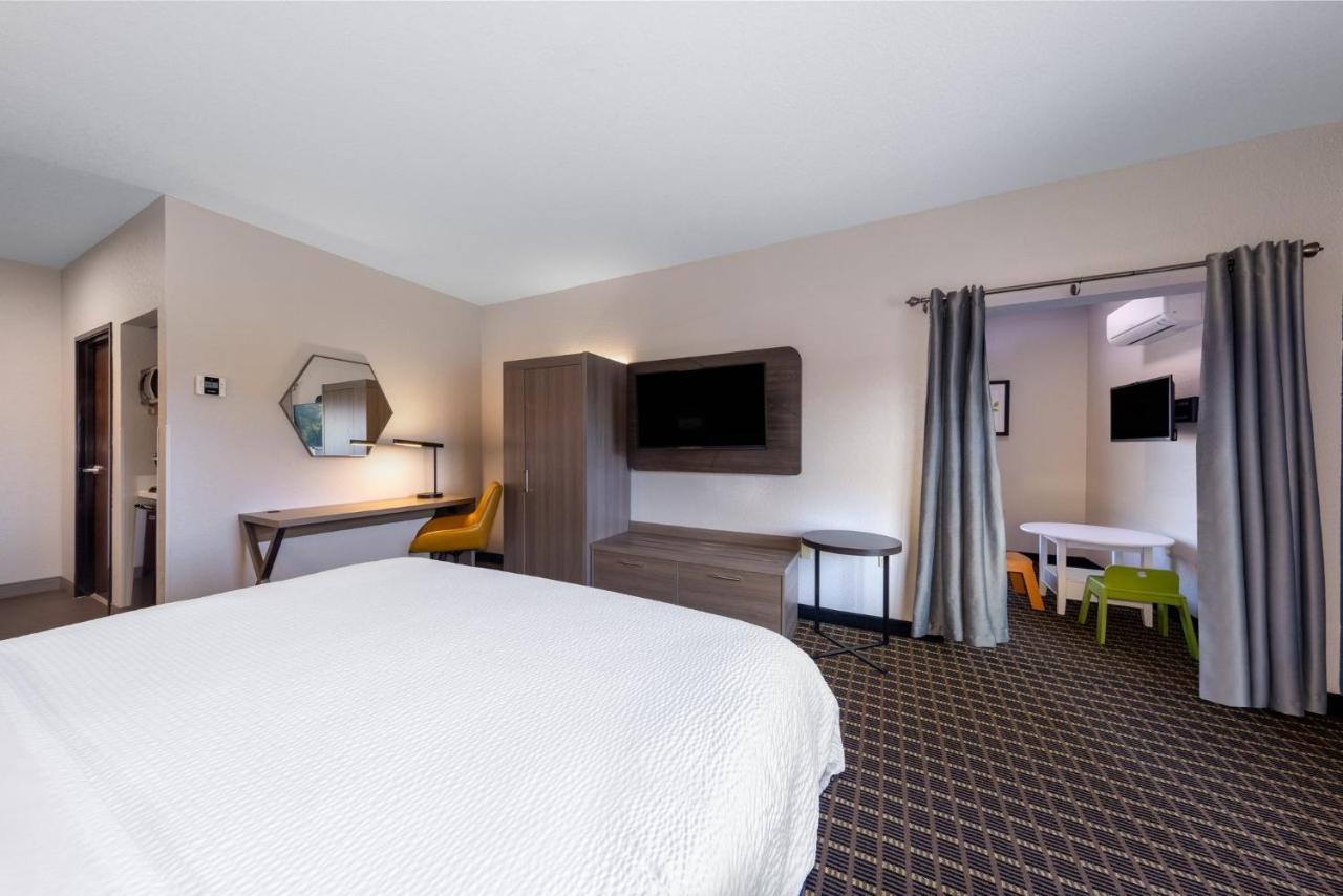 Holiday Inn Express & Suites Pittsburg By Ihg Ngoại thất bức ảnh