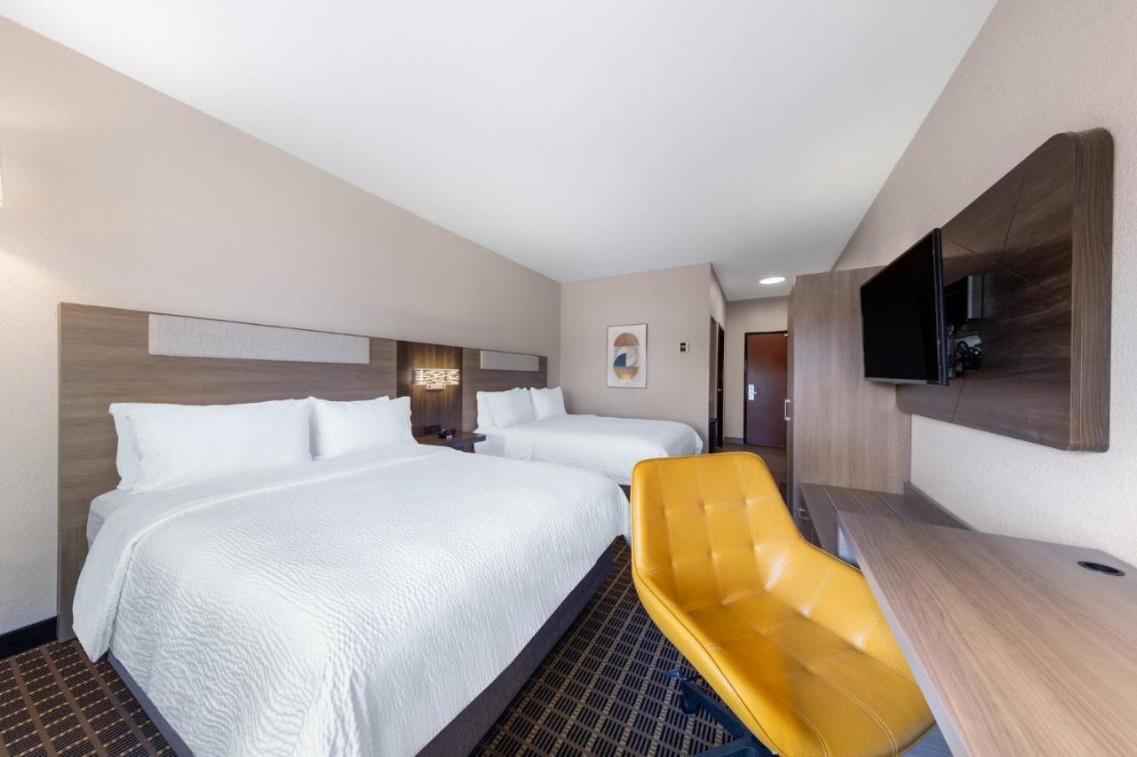 Holiday Inn Express & Suites Pittsburg By Ihg Ngoại thất bức ảnh
