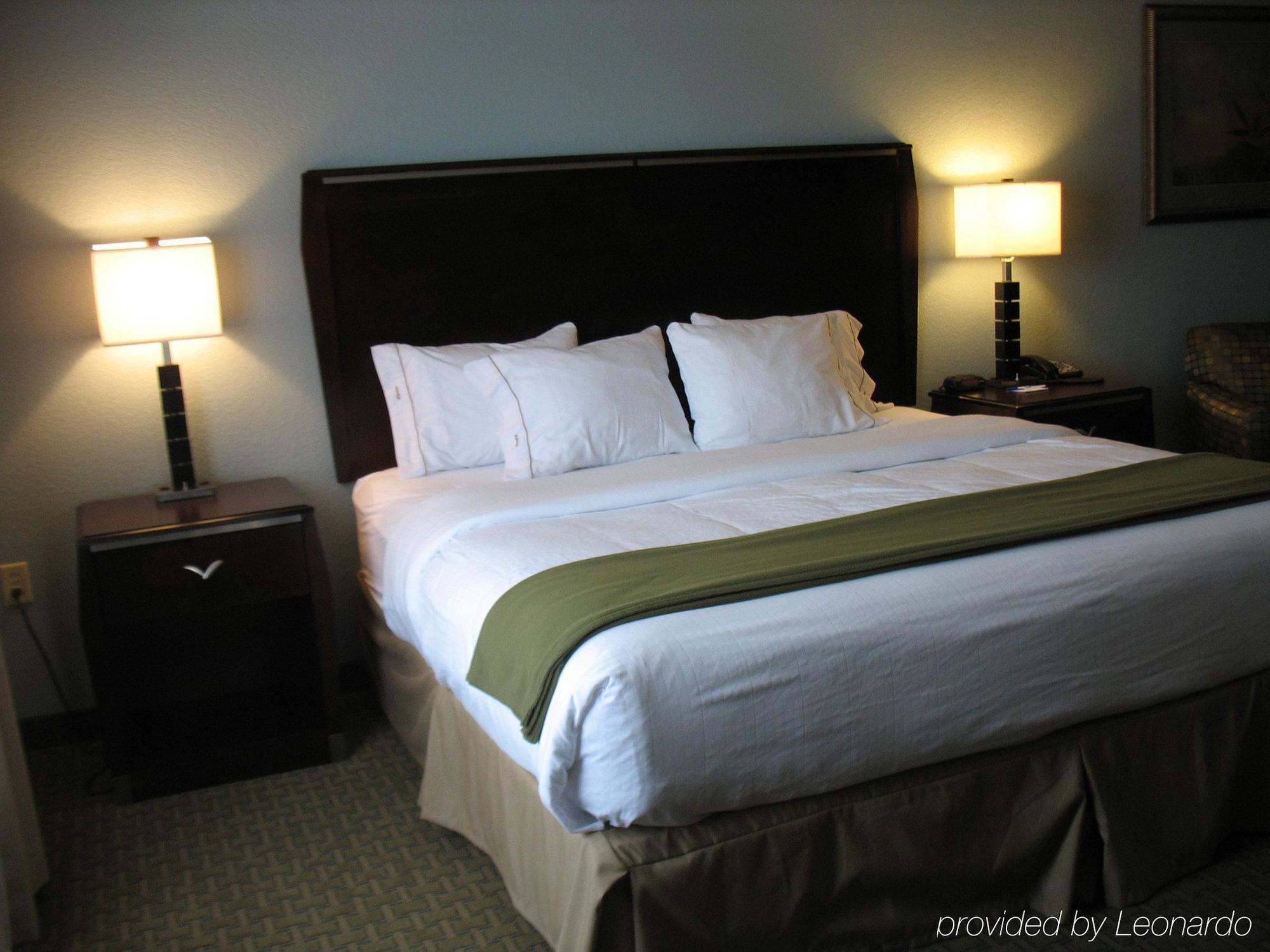 Holiday Inn Express & Suites Pittsburg By Ihg Phòng bức ảnh