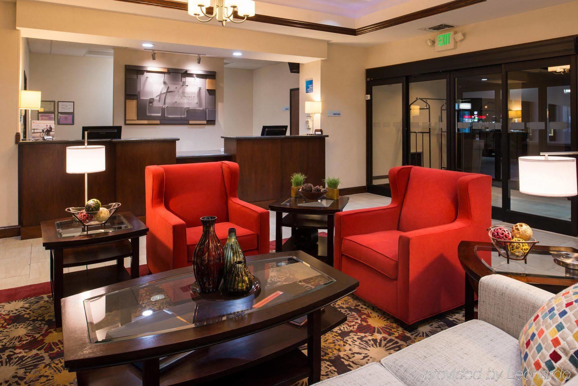 Holiday Inn Express & Suites Pittsburg By Ihg Ngoại thất bức ảnh