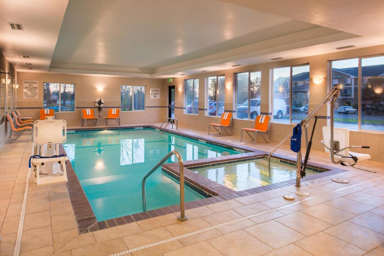 Holiday Inn Express & Suites Pittsburg By Ihg Ngoại thất bức ảnh